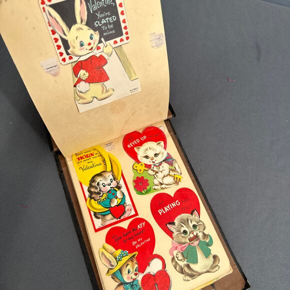 VTG 1940s 50s Valentine Card Scrapbook Lot Antique Photo Album Die-Cut Lithos - Picture 1 of 16